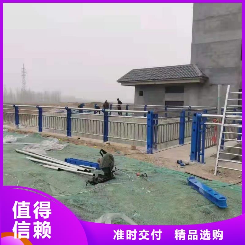 铸造石仿石护栏立柱-道路桥梁防撞护栏厂家符合行业标准