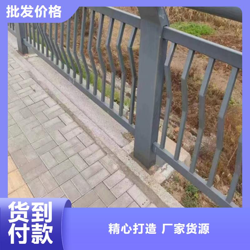 防撞护栏钢模板大量现货供应