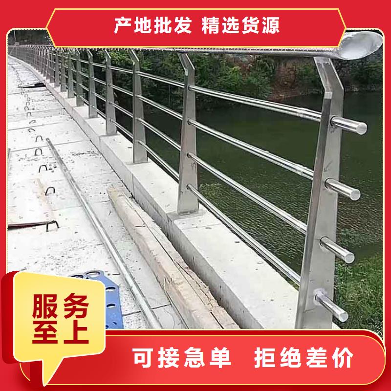 订购【荣信】河道护栏,钢背木护栏多种规格库存充足