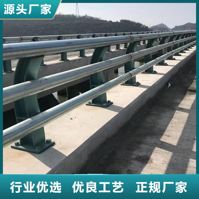 道路护栏【防撞护栏立柱】生产经验丰富