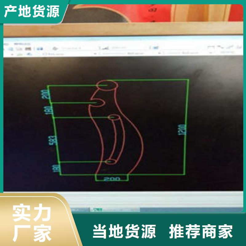 道路隔离栏杆304不锈钢复合管护栏价格源头厂家来图定制